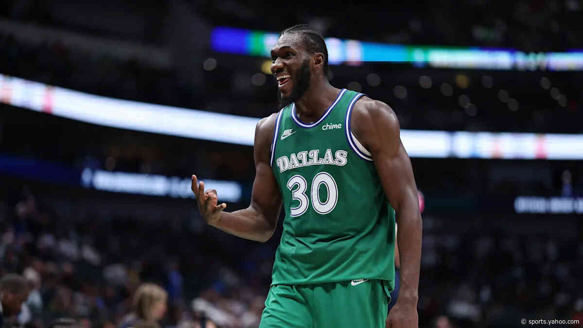 Mavericks match Knicks offer, will keep big man Moussa Cisse
