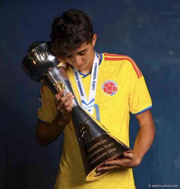 “On his way to Liverpool” – Reporter confirms new midfield signing