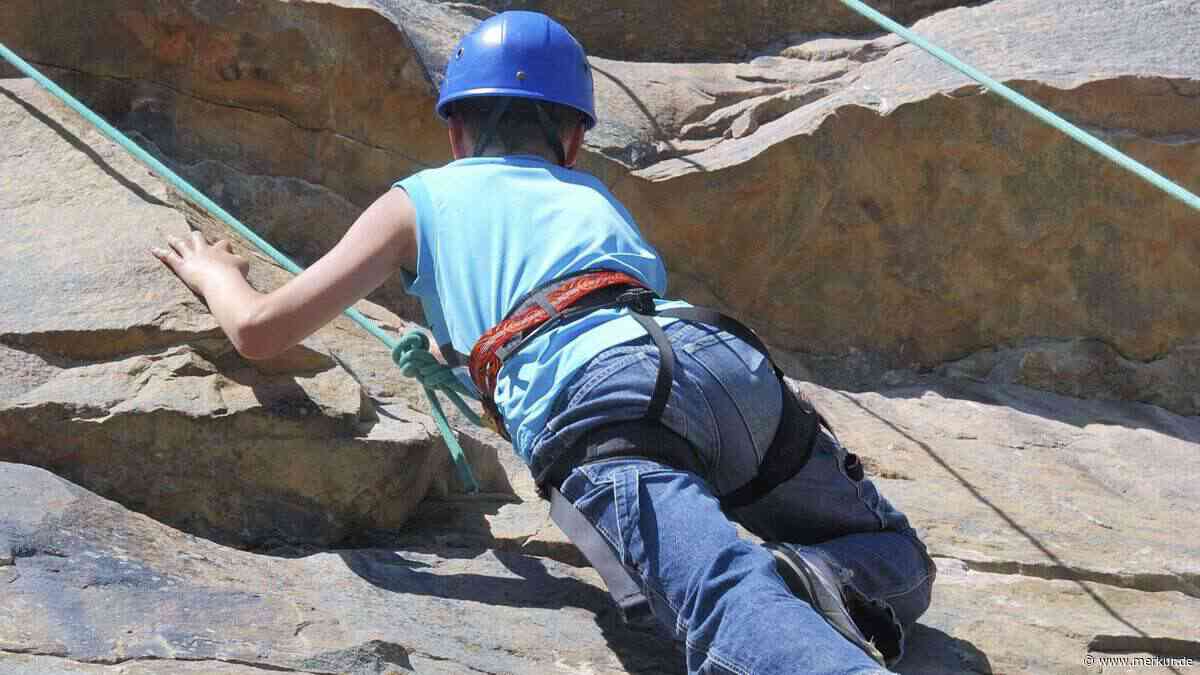 Eine der schwierigsten Kletterpassagen Europas: Bergretter müssen 11-Jährigen vom Berg retten