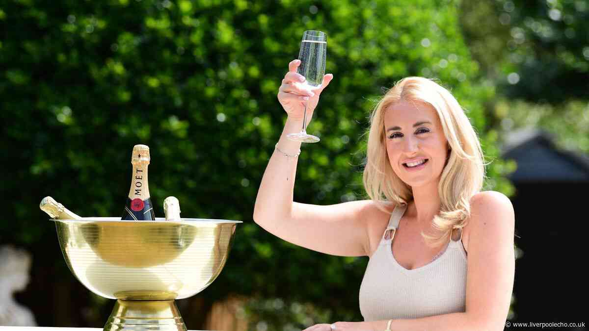 Mum sent 'cheeky email' and now she's celebrating over 10 years later