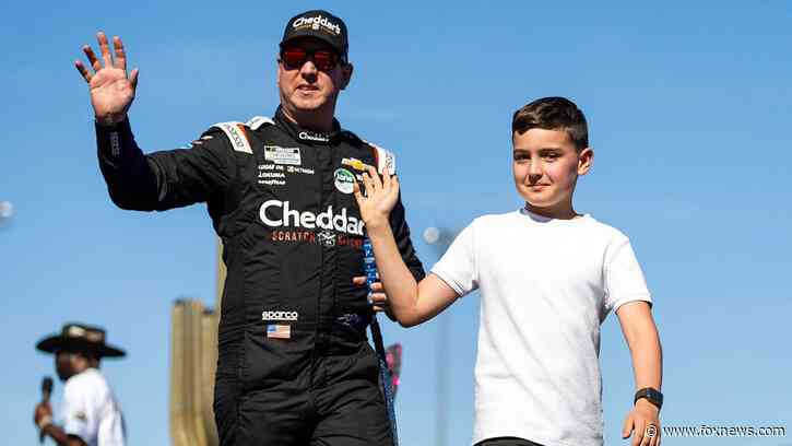 Brexton Busch wins first race since father Kyle Busch's death in emotional return to Victory Lane