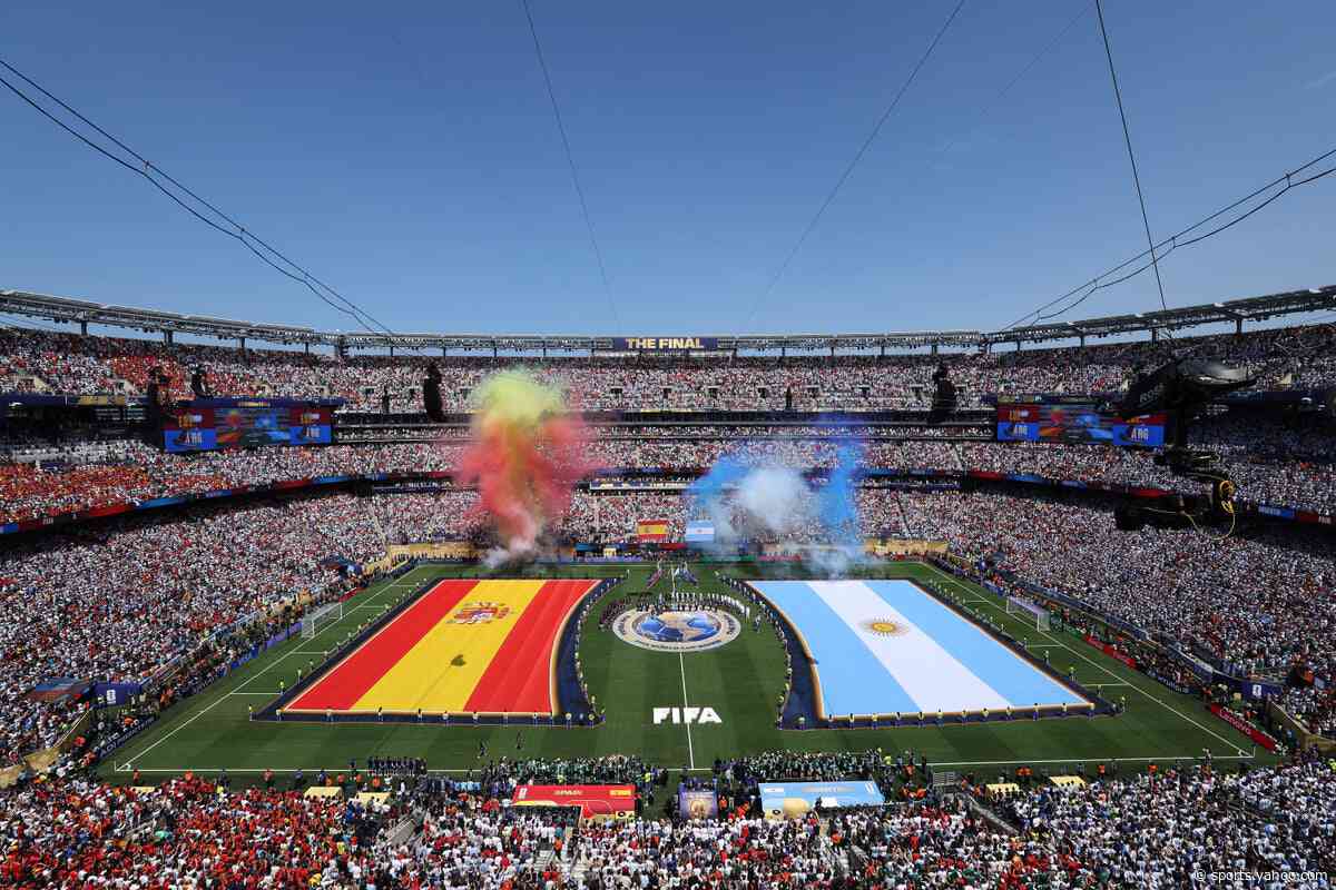 World Cup final kick-off time delayed by performances and bizarre Tom Cruise speech