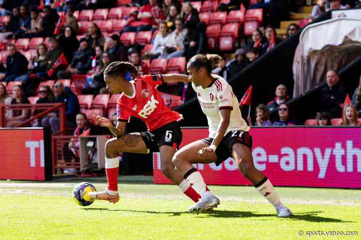Charlton Athletic defender N’Dow signs new deal