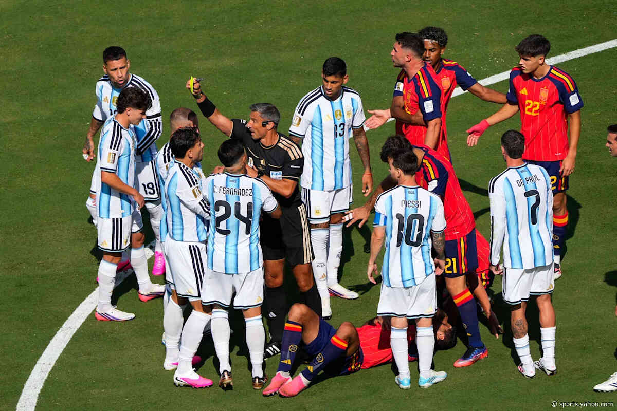World Cup final: Tensions boil over amid physical play, shoves in the back, resulting in second yellow card for Argentina