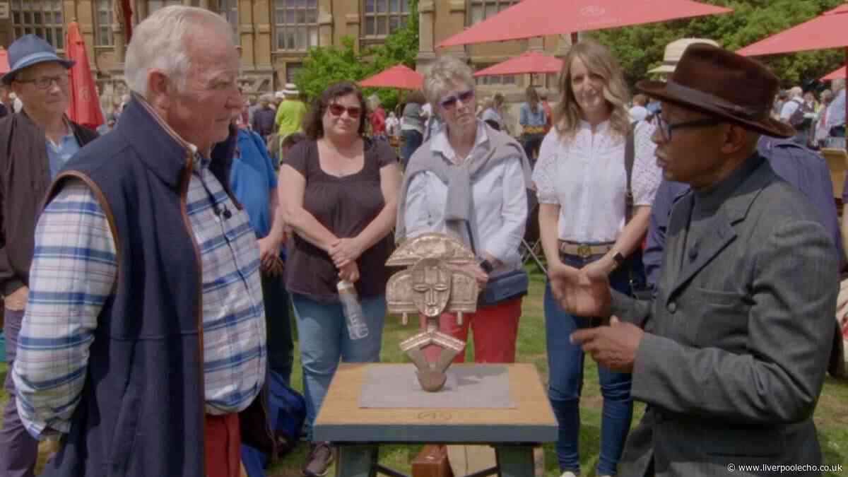 Antiques Roadshow expert speechless as £1.50 'junk' worth incredible amount