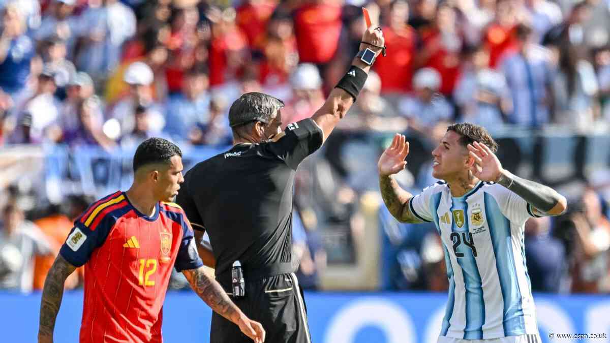 VAR review: Did Fernandez deserve red card as Arge...