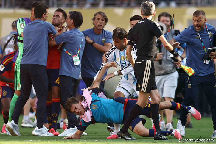 📹 World Cup ends with Paredes lashing out at Gavi; watch