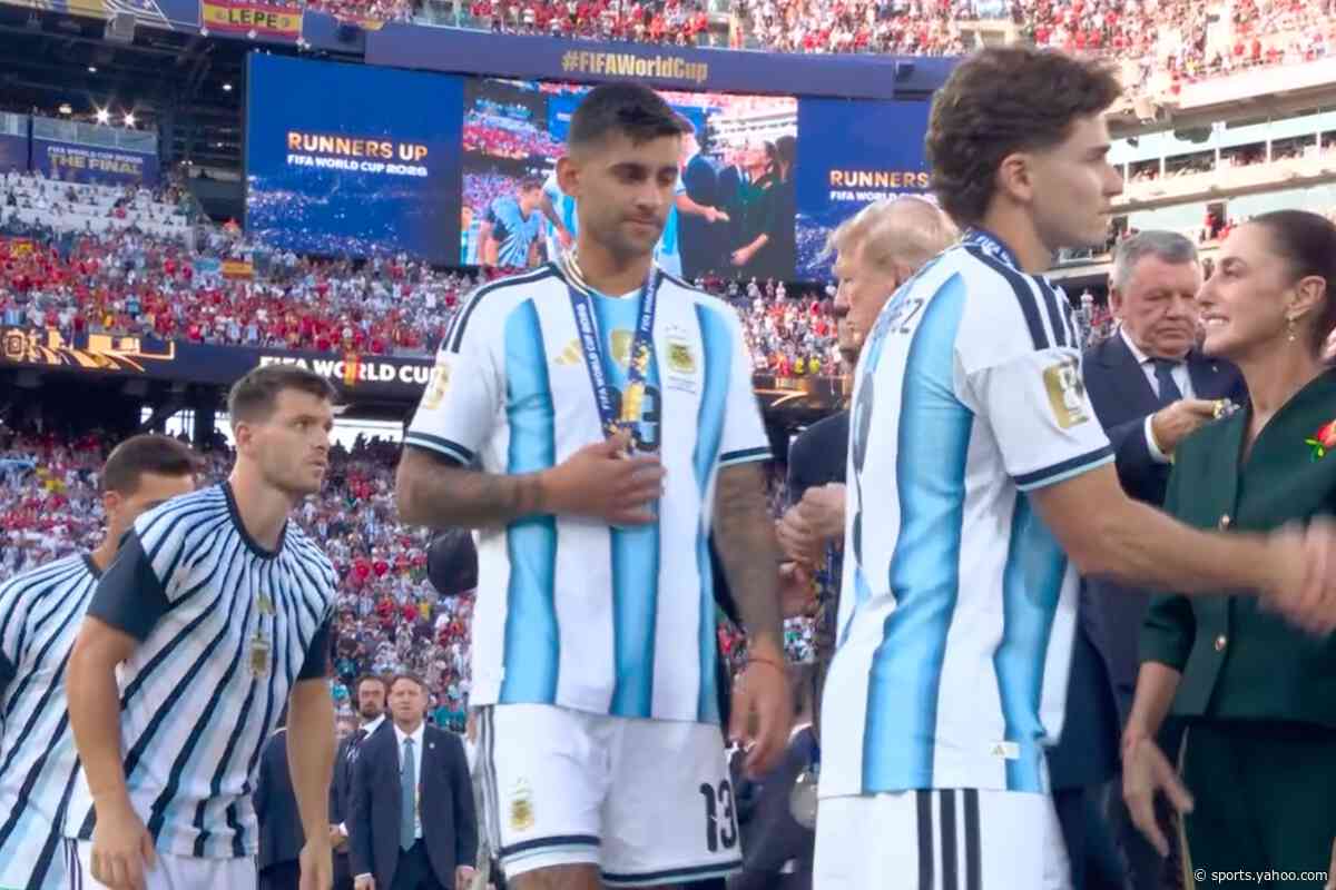 Cristian Romero snubs Trump handshake in World Cup final medal presentation