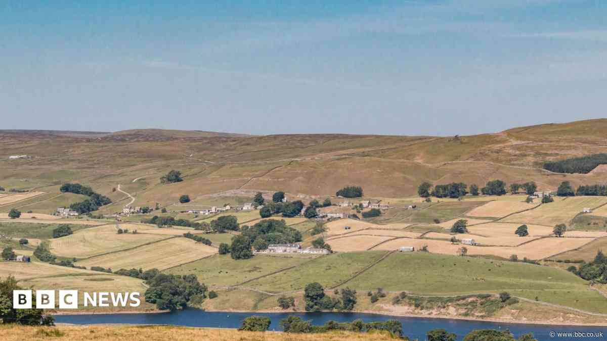 Linger on landscapes as summer holidays start