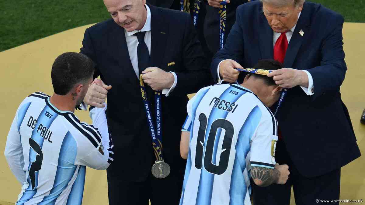 Donald Trump 'snubbed' by Argentina's Cristian Romero at World Cup final