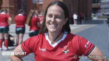 Lewis eyes dual-code World Cup history after league return