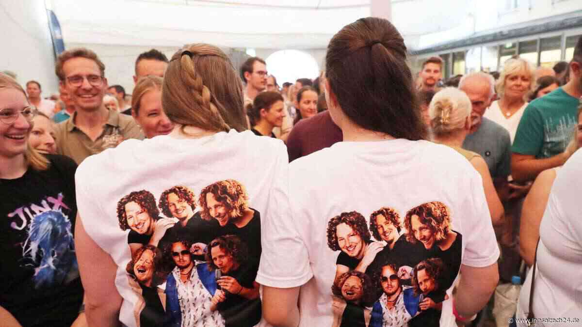 Haberkasten wird zum Wohnzimmer: Michael Schulte bringt Sommerfestival in Mühldorf zum Beben