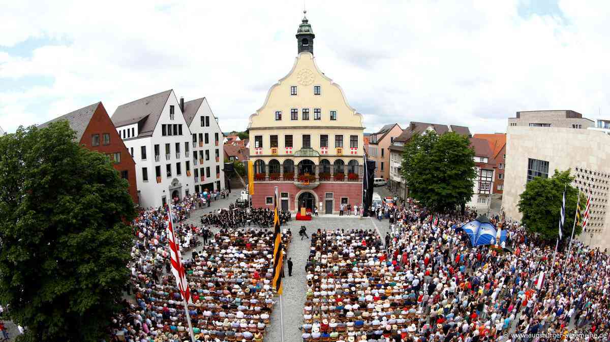 Schwörmontag 2026 im Live-Ticker: Alle Infos zu Schwörrede, Nabada und der Party danach