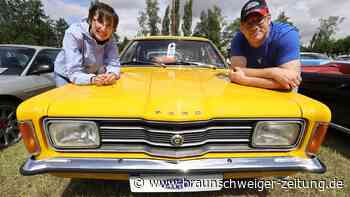 Blech, Benzin und Blicke: Oldtimer belagern Wiesen bei Grasleben