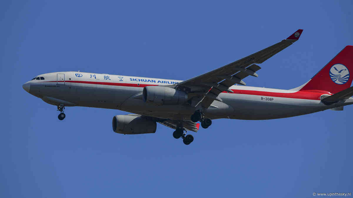 Vliegtuig uit Rusland wijkt uit naar Schiphol door GPS-storing