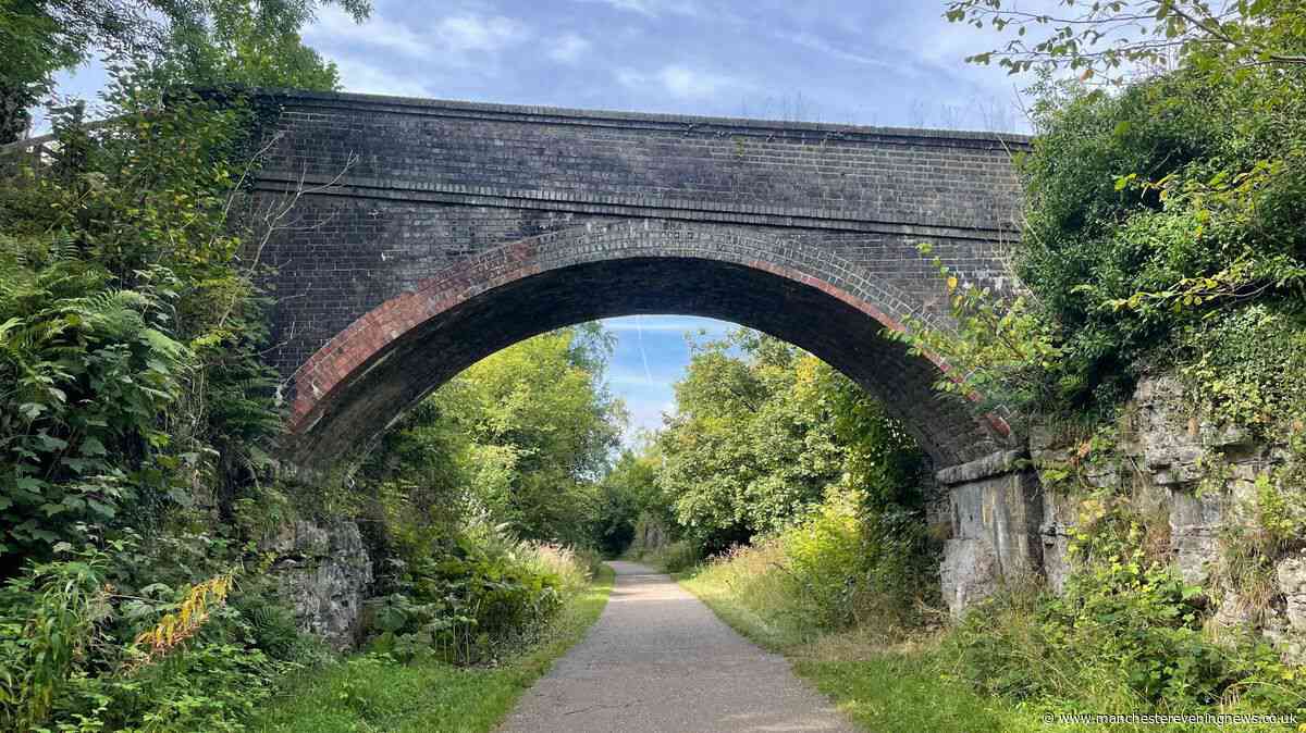 The Peak District walking and cycling route that kids will love this summer