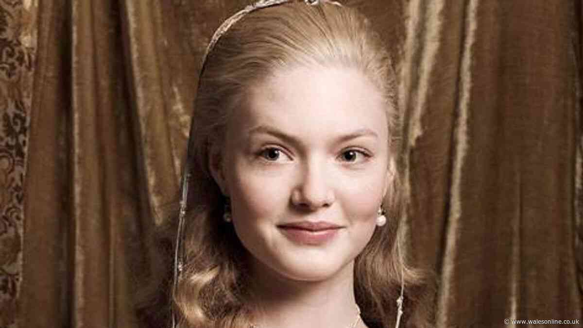 'Utterly delectable' period drama on Channel 4 is 'best show on TV'