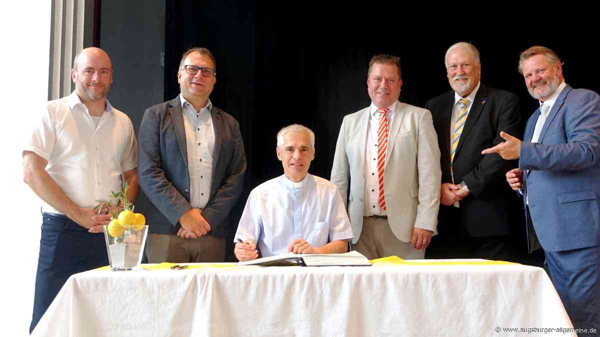 Bewegende Verabschiedung von Dekan Martin Straub in Vöhringen