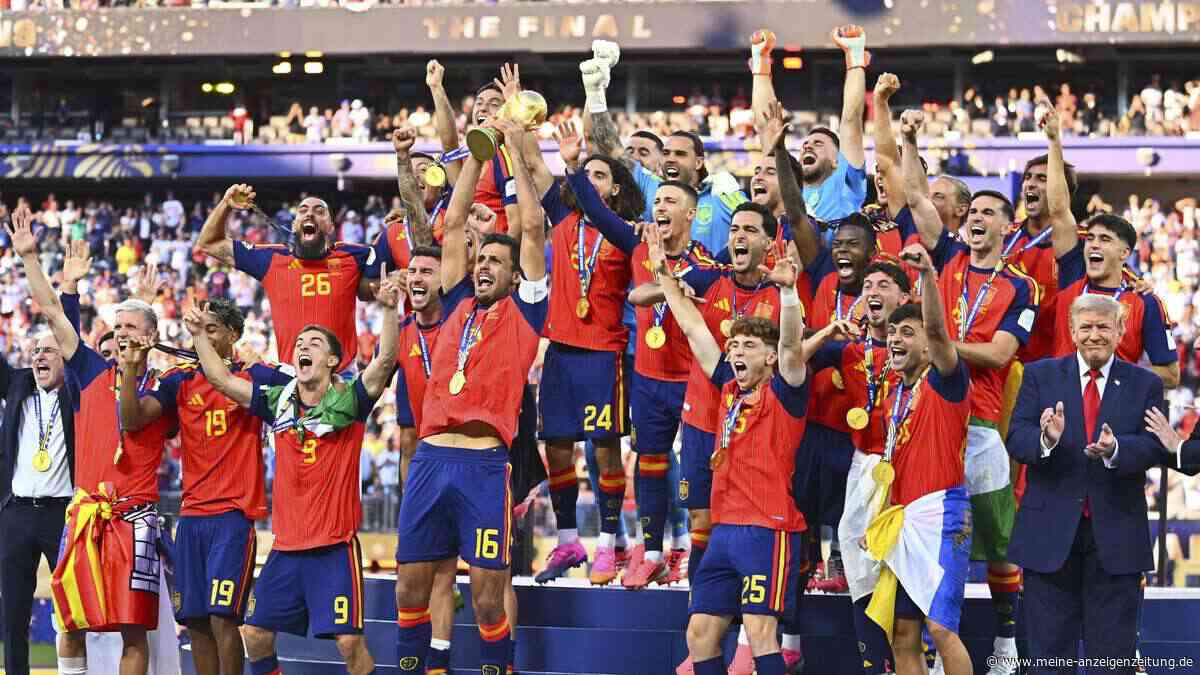 Trump drängt sich nach WM-Finale auf Siegerfoto