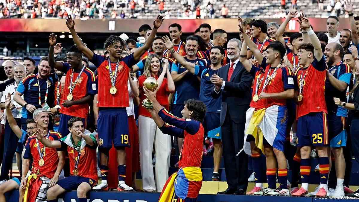 Argentijnen laten hun ’lelijke kant’ zien en keren Spanje de rug toe bij huldiging
