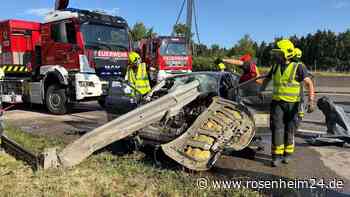 Horror-Crash in Österreich: Auto von Leitplanke „aufgespießt“ – zwei Deutsche (†74/†44) tot