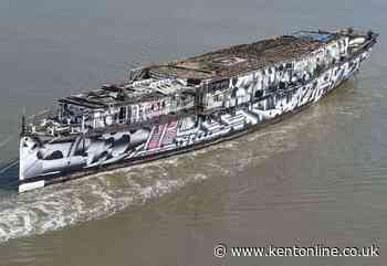 Historic First World War “dazzle” combat ship towed to scrapyard