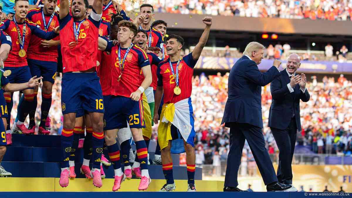 Donald Trump's 'refusal to leave WC stage' sparks shocked 4-word comment from Infantino