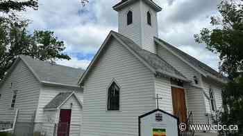 Anglican church wants to remove heritage shield for historic Saskatoon chapel