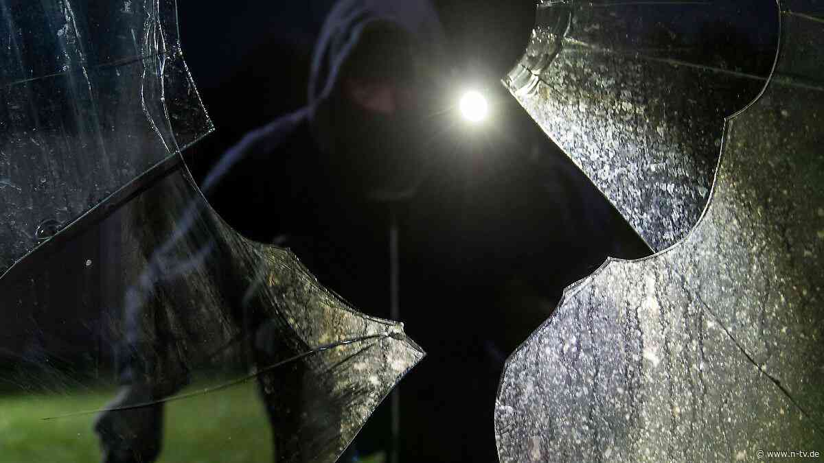 Bewusst gestalten: Zäune und Licht machen es Einbrechern schwer