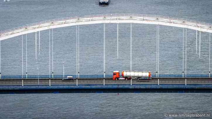 Minister noemt afsluiting Merwedebrug 'flinke tegenvaller'