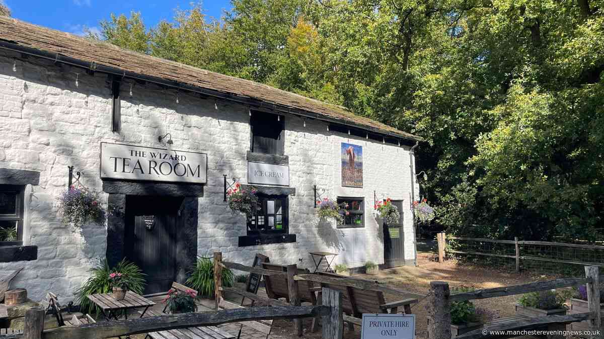 The stunning Cheshire countryside walk that ends with an outdoor cafe