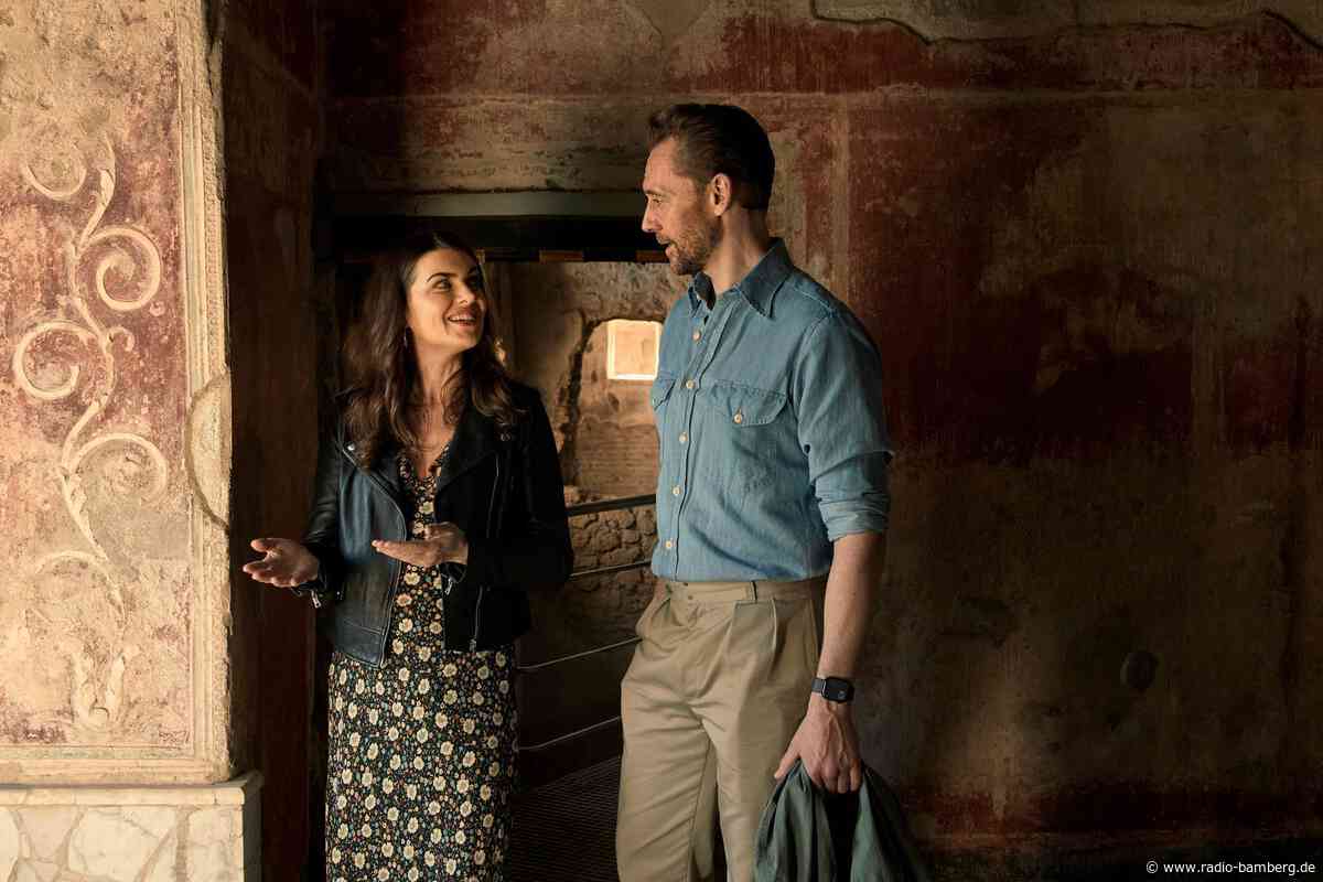 Hollywood-Star Hiddleston erkundet Pompeji