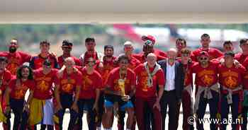 Spaanse voetballers terug in Madrid, volg de huldiging van de wereldkampioen hier