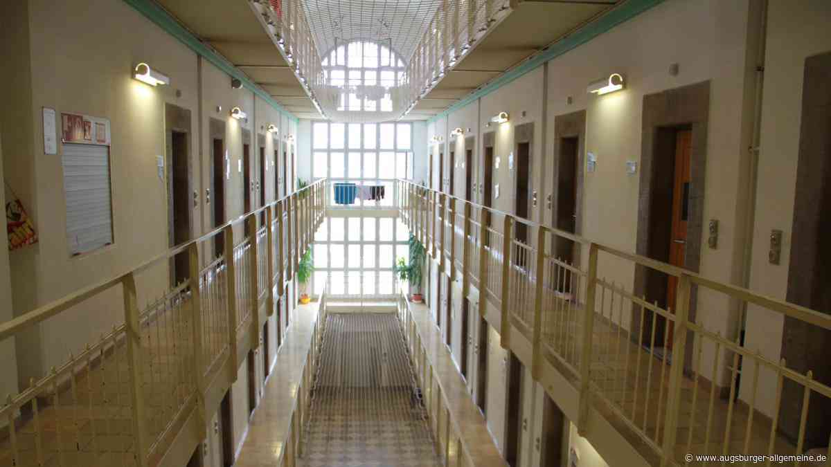 Im neunten Monat schwanger und im Gefängnis: 19-Jährige soll vor Gericht