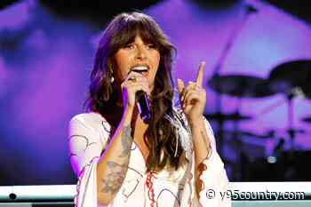 Why Was Ella Langley Performing in a Ravens' Jersey?