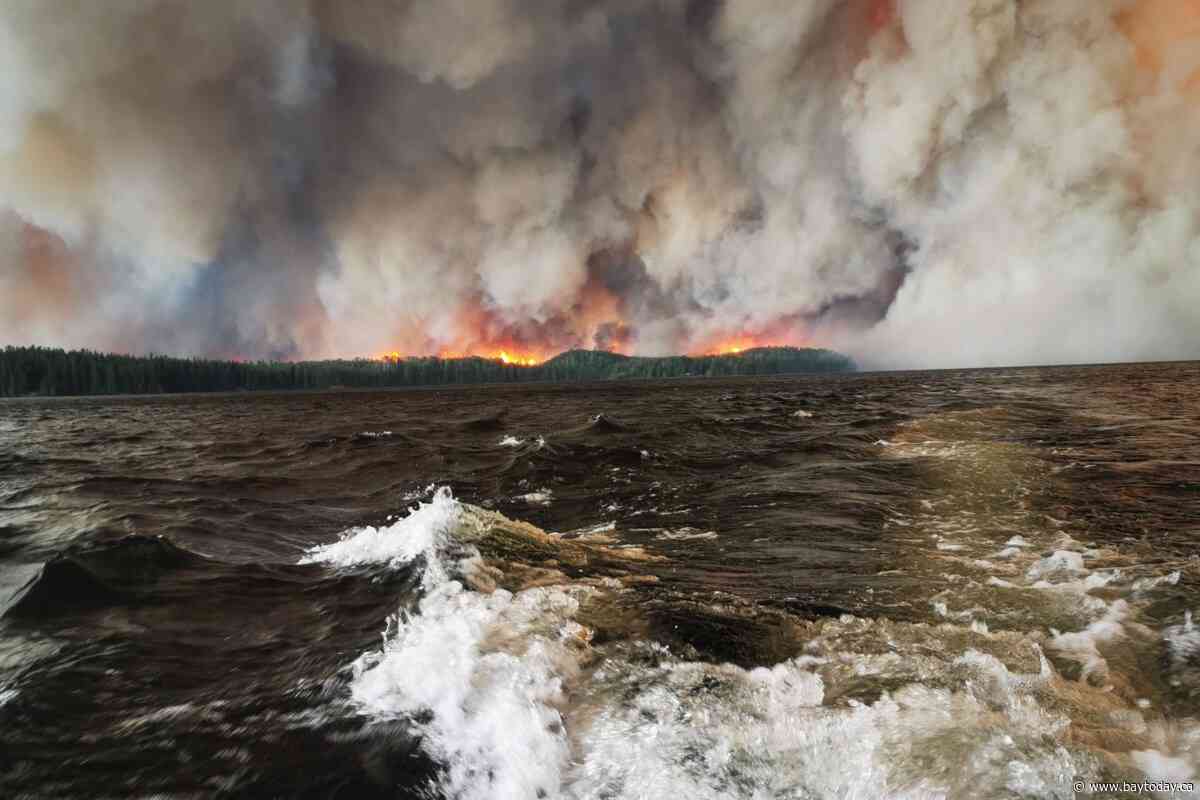Minister of Natural Resources defends province’s response to wildfires