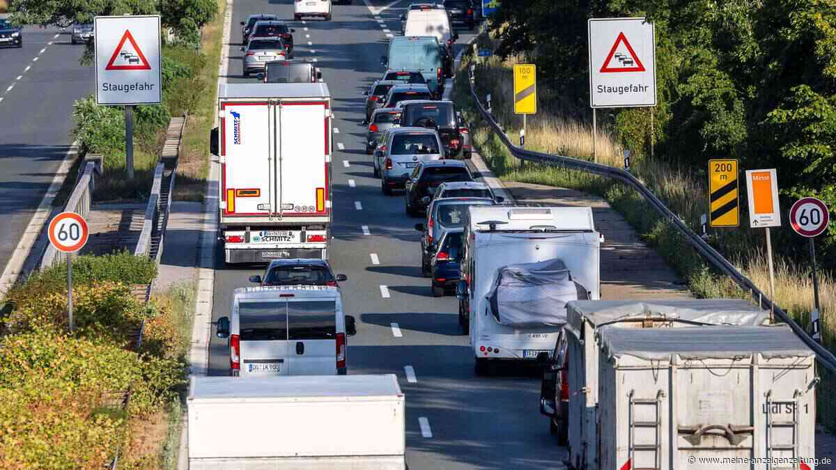 Wenn sich jeder ans Tempolimit hielte, ließen sich täglich 57.000 Tonnen CO₂ sparen