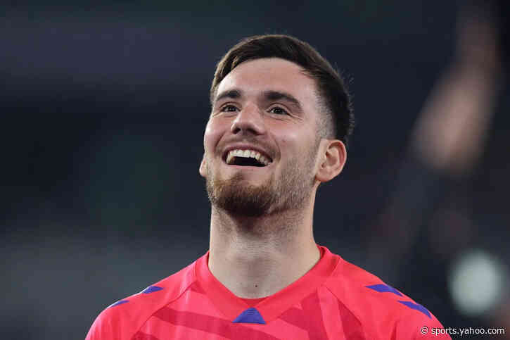 Stuttgart prepare to invest ‘full trust’ in rookie No. 1 Dennis Seimen ahead of Champions League campaign