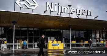 Dronken gedrang voor station Nijmegen: als dat maar goed gaat