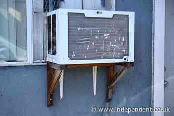Are AC units the new catalytic converters? Thieves target window units in California