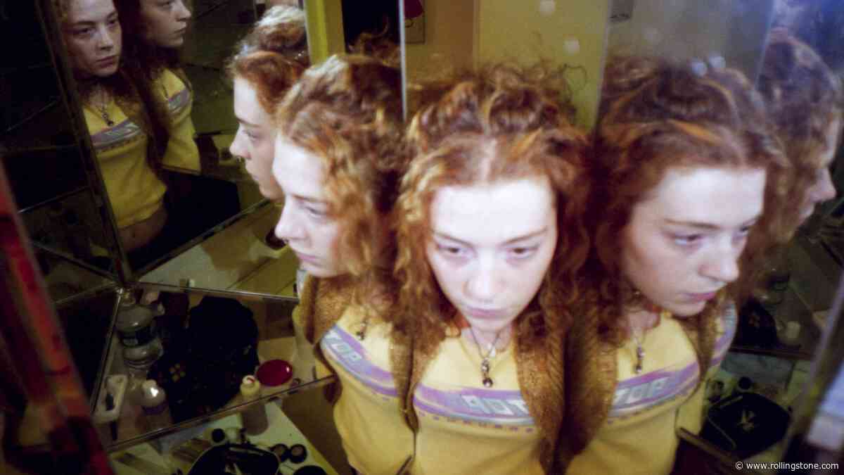 Melissa Auf der Maur Digs Into Her Archive for First New Music in Over 15 Years