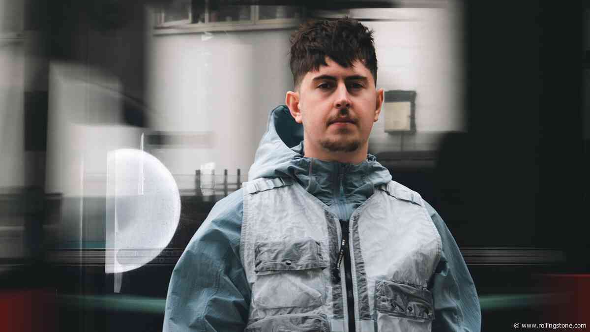 Meet Songer, The British Star Who Rhymes Over Britney Spears and Says He’s ‘Not A Rapper’