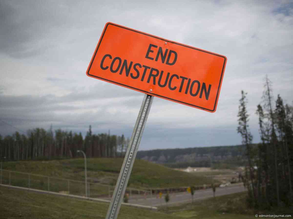 Extreme weather prompts $10 million road paving program in Fort McMurray