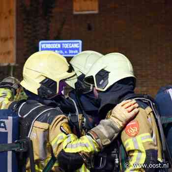 112 Nieuws: Brand in bijgebouw Almelo | Twee gewonden bij aanrijding Deventer