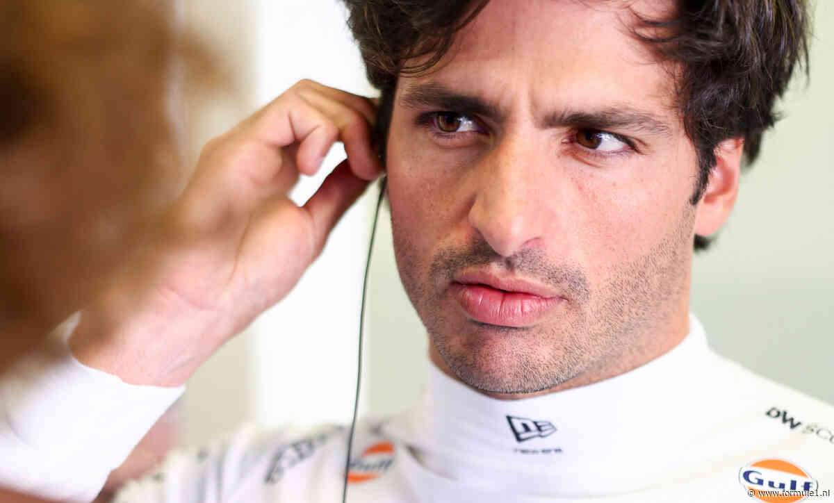 Carlos Sainz neemt architecten van F1-reglement op de korrel: ‘Wie heeft dit goedgekeurd?’