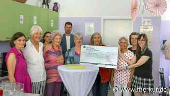 Frauen- und Mütterzentrum „Frau Mütze" feiert 30. Geburtstag mit Scheck über 1.000 Euro