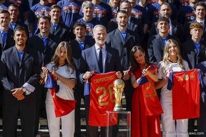 Los campeones del mundo ya están en casa y se preparan para un baño de masas en Madrid