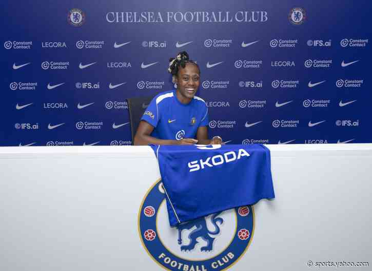 Chelsea sign Manchester United forward Malard