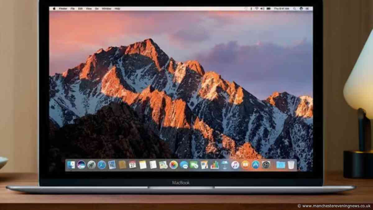Apple MacBook reduced by 59% from £490 to £199 is 'perfect' for students