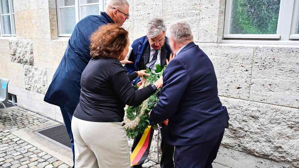 Gedenken an Hitler-Attentat im Bendlerblock - mit Zwischenfall
